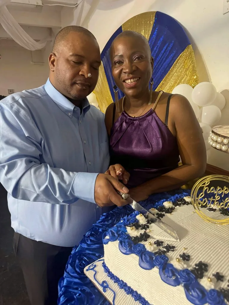 Cutting the cake