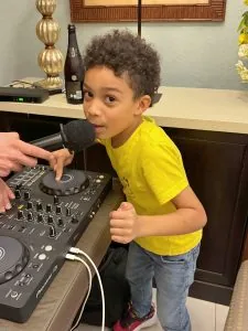 The youngest guest on the decks